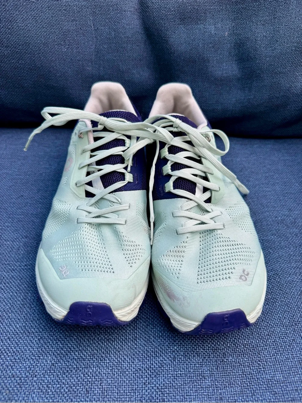 On Running Cloudsurfer Women’s Size 10 — Glacier/Indigo - Picture 1 of 10